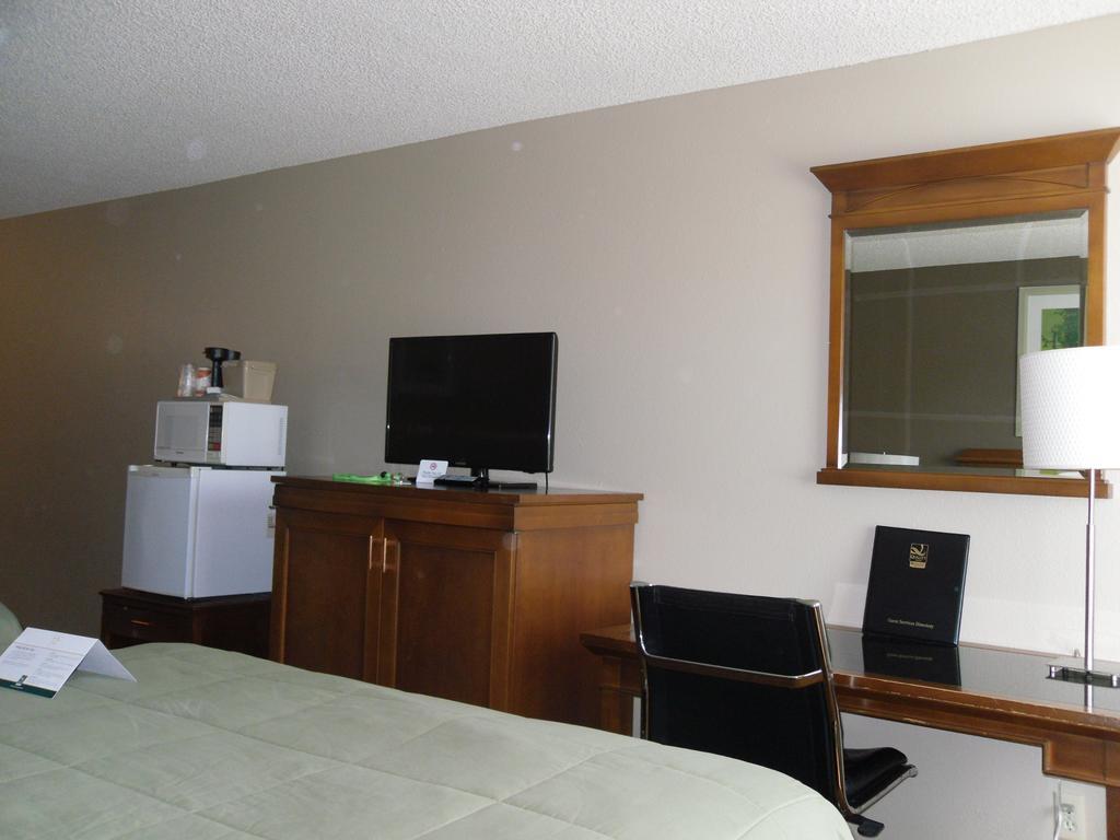 Quality Inn & Suites Okanogan - Omak Bagian luar foto