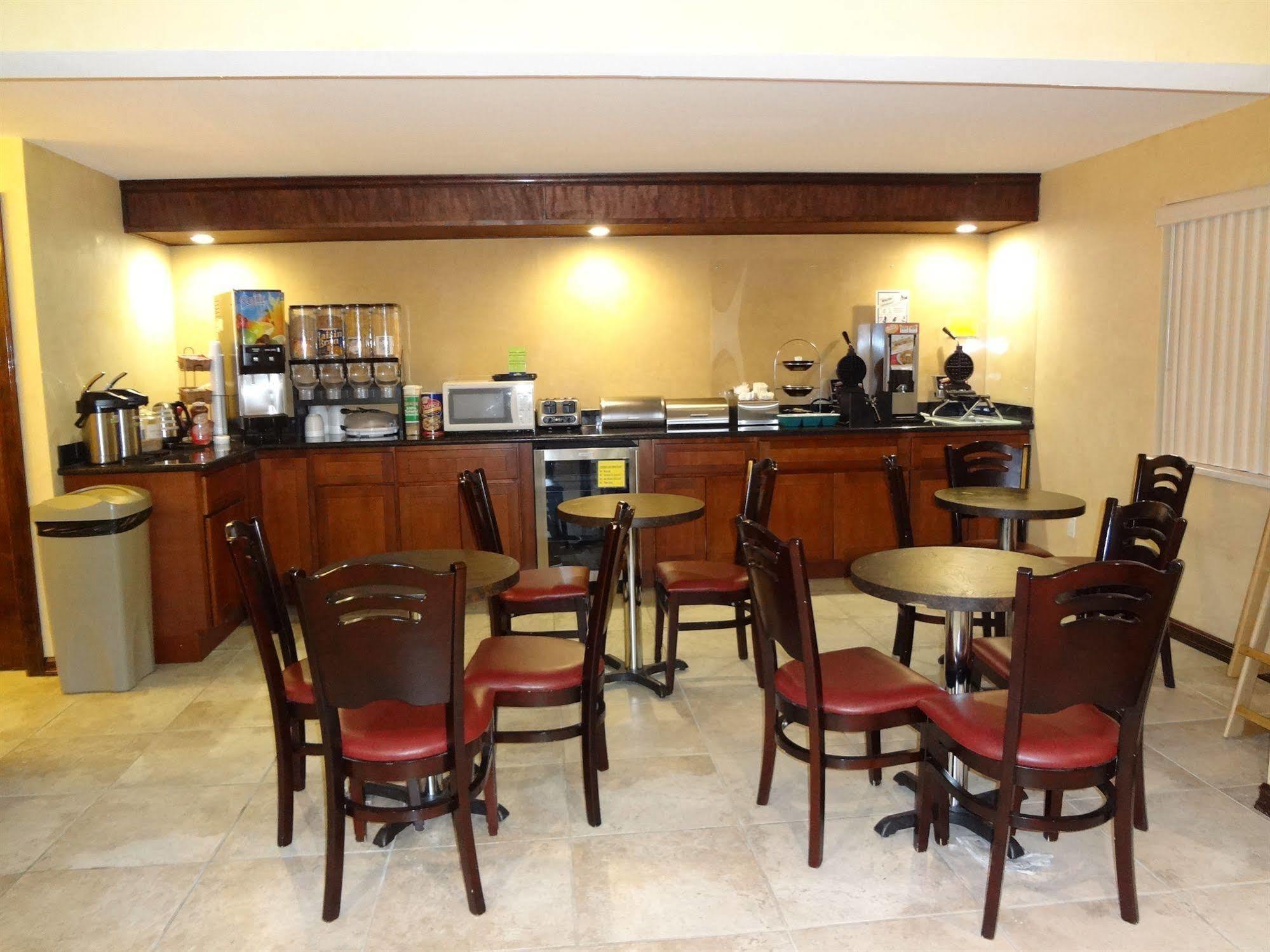 Quality Inn & Suites Okanogan - Omak Bagian luar foto