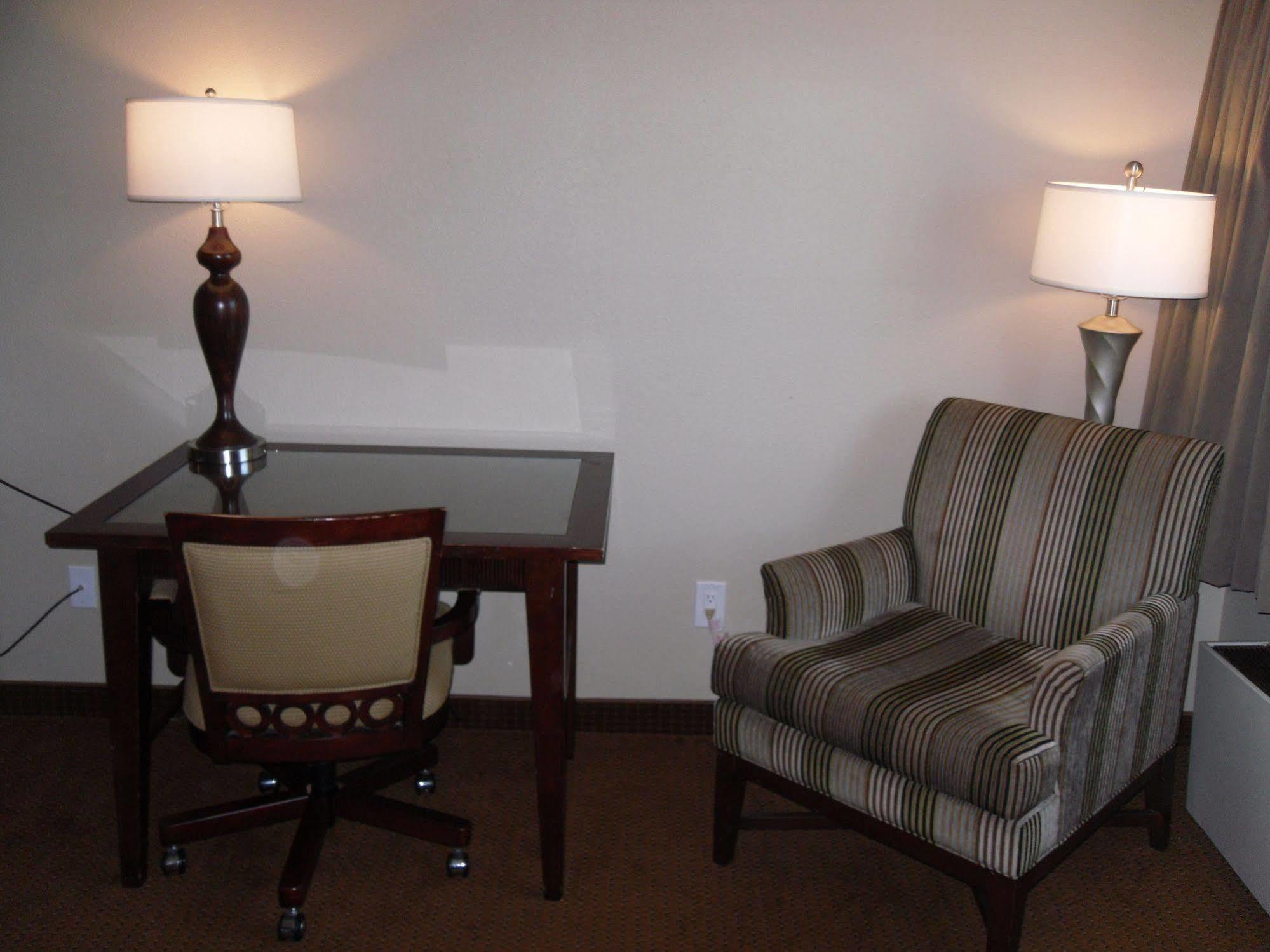 Quality Inn & Suites Okanogan - Omak Bagian luar foto